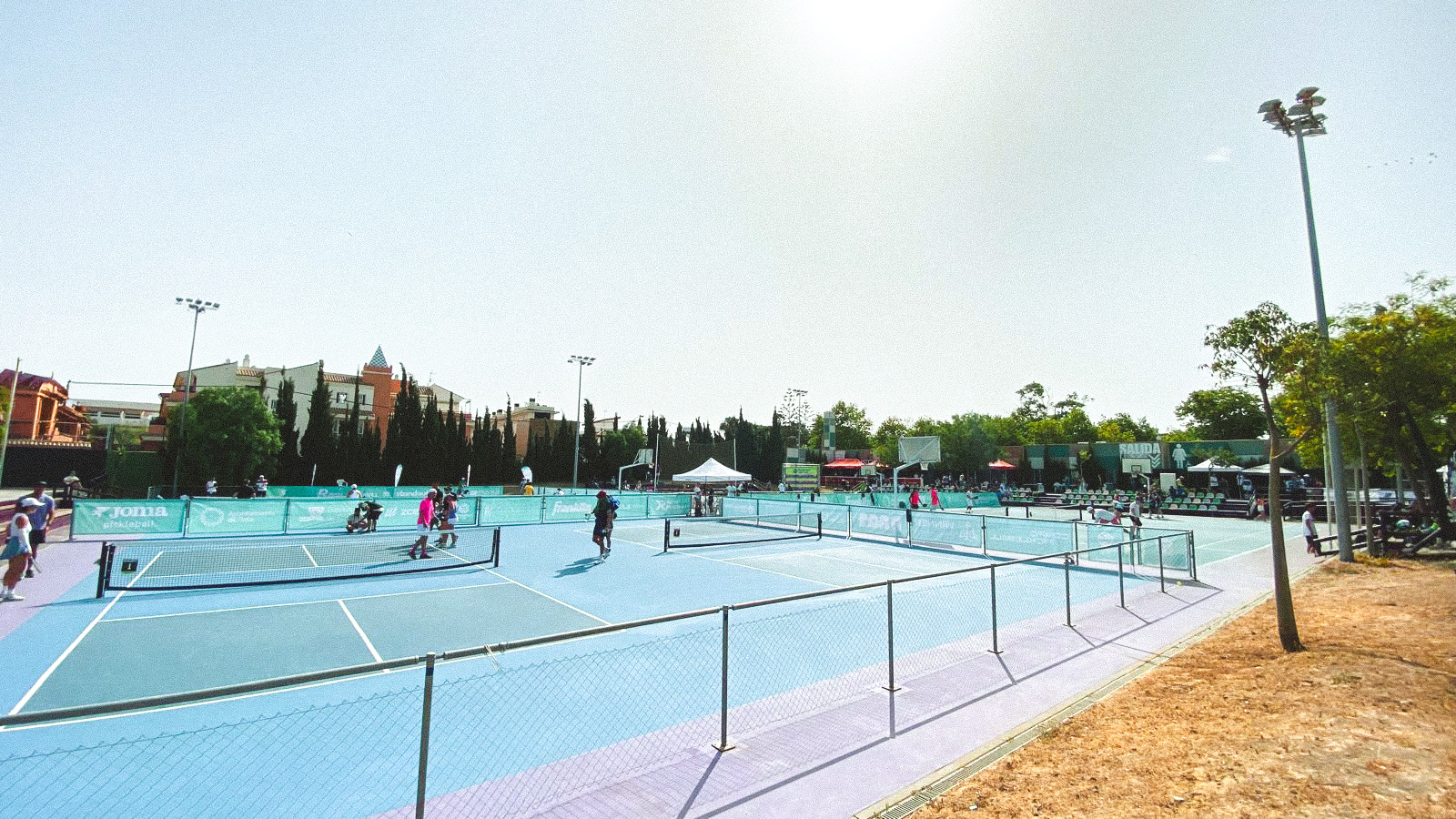 Pistas del club Reballution en Rota, Cádiz